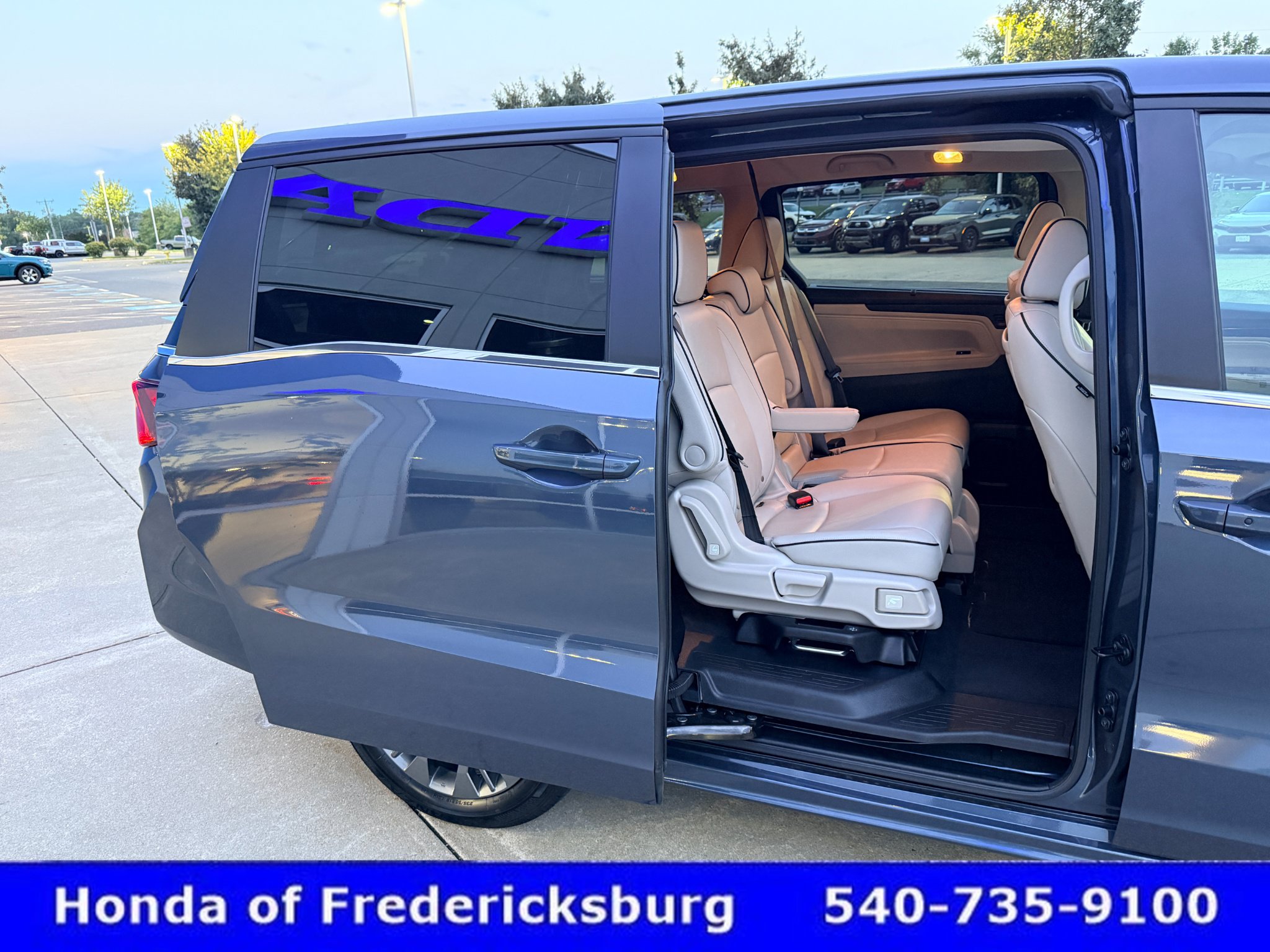 Certified 2026 Honda Odyssey Touring image 18