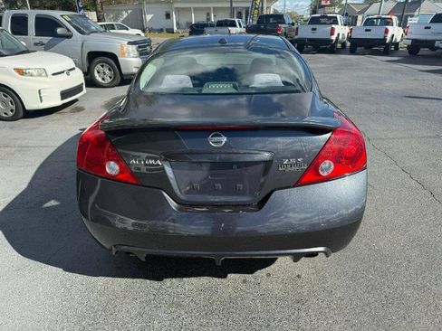 Used 2011 Nissan Altima 2.5 S w/ 2.5S Premium Pkg FWD image 5
