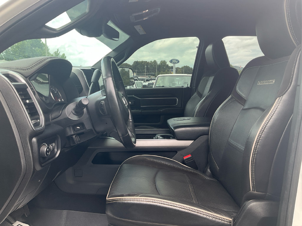 Used 2020 RAM 3500 Laramie AWD/4WD image 16