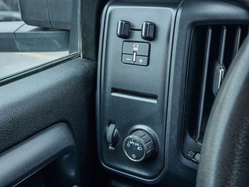 Used 2019 Chevrolet Silverado 2500 W/T w/ WT Convenience Package image 33