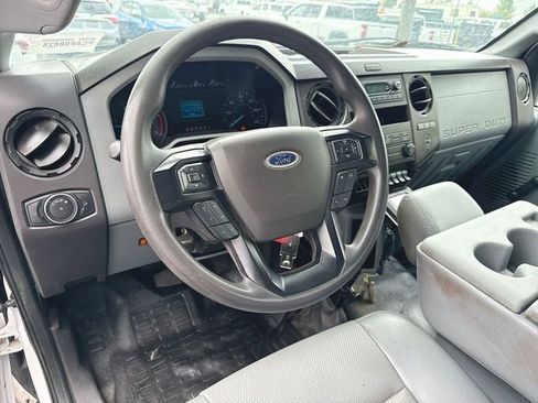 Used 2021 Ford F750 2WD Regular Cab Super Duty image 13