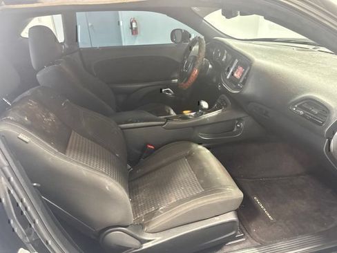 Used 2017 Dodge Challenger R/T RWD image 17