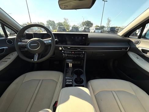 Certified 2025 Hyundai Sonata SE FWD image 26