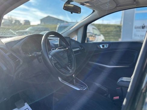 Used 2018 Ford EcoSport SE image 8