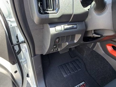 New 2026 Nissan Frontier PRO-4X w/ Tow Package AWD/4WD image 30