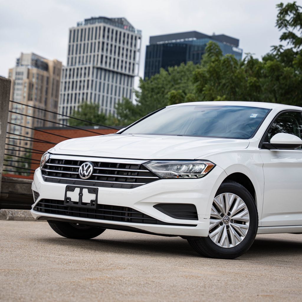 Used 2019 Volkswagen Jetta S w/ Driver Assistance Package FWD image 2