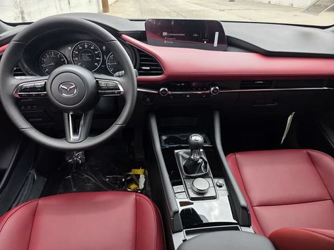 New 2026 MAZDA MAZDA3 2.5 S Hatchback w/ Premium Pkg FWD image 11