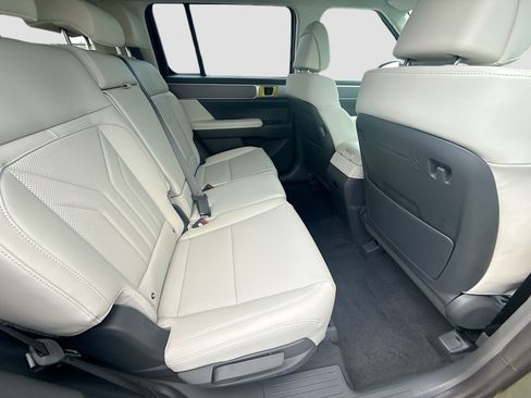 New 2026 Hyundai Santa Fe SEL w/ Tow & Go Package FWD image 19