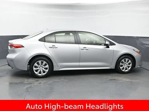 Used 2026 Toyota Corolla LE AWD/4WD image 8