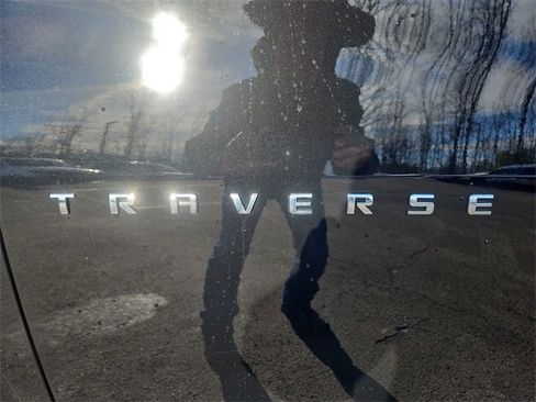 Certified 2023 Chevrolet Traverse Premier image 33