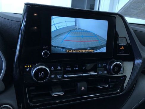 Certified 2025 Toyota Highlander XSE AWD/4WD image 29