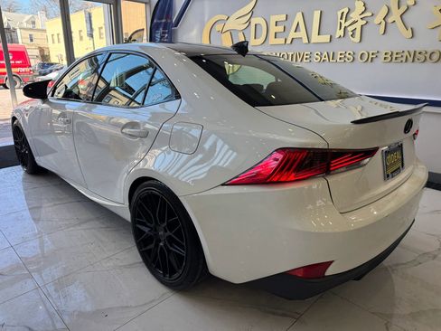 Used 2018 Lexus IS 300 F Sport w/ F Sport Package image 4