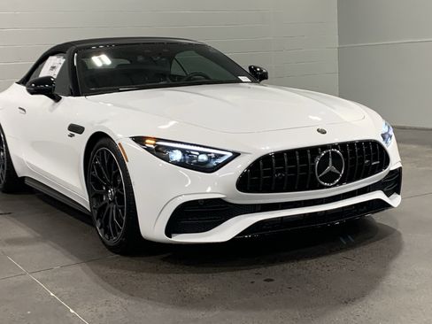New 2026 Mercedes-Benz SL 43 AMG image 2