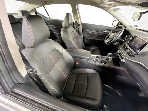 Used 2020 Nissan Altima 2.5 SR AWD/4WD image 25