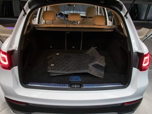 Used 2022 Mercedes-Benz GLC 300 4MATIC image 19