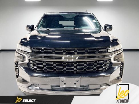 Used 2023 Chevrolet Tahoe LS AWD/4WD image 2