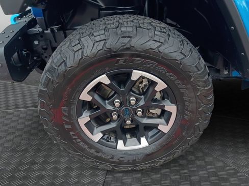 Used 2024 Jeep Wrangler Unlimited Rubicon 4xe AWD/4WD image 23