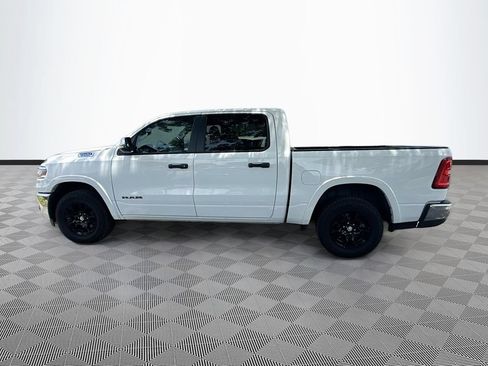 Used 2025 RAM 1500 Big Horn AWD/4WD image 4