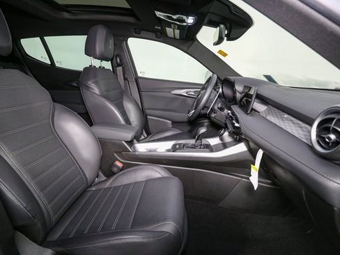 Used 2024 Alfa Romeo Tonale Veloce image 16