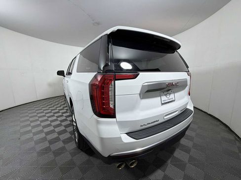 Used 2023 GMC Yukon XL Denali image 5