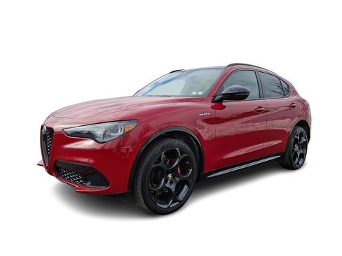 Used 2024 Alfa Romeo Stelvio Veloce image 3