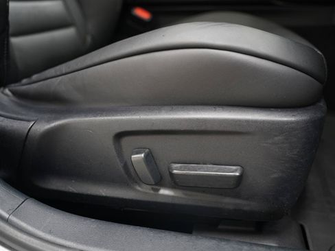 Used 2022 Lexus IS 350 F Sport AWD/4WD image 33