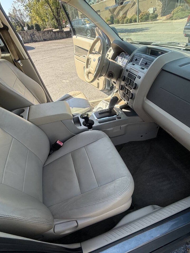 Used 2010 Ford Escape XLT FWD image 11