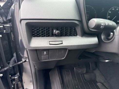 Certified 2025 Honda CR-V EX image 15
