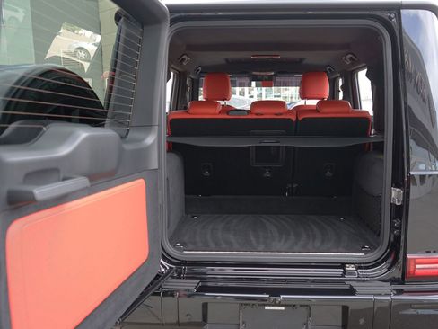 Used 2025 Mercedes-Benz G 550 image 18