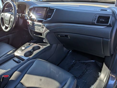 Certified 2023 Honda Ridgeline RTL image 32