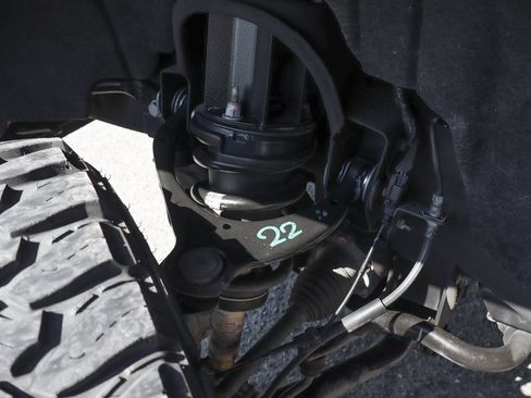 Used 2018 Chevrolet Silverado 1500 LT w/ All Star Edition image 48