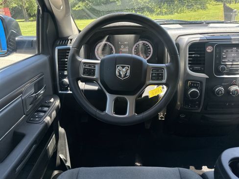 Used 2024 RAM 1500 Classic SLT AWD/4WD image 23