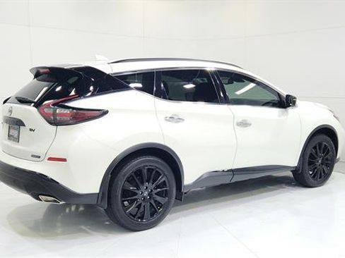 Certified 2024 Nissan Murano SV w/ SV Midnight Edition Package image 8