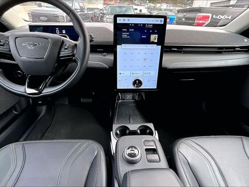 Used 2024 Ford Mustang Mach-E Premium image 16