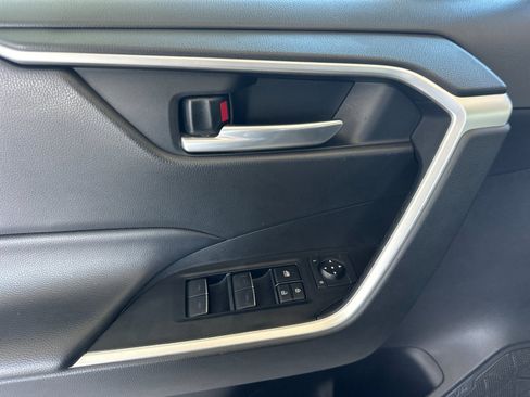 Used 2023 Toyota RAV4 XLE image 10