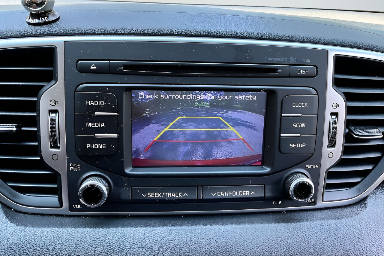 Used 2019 Kia Sportage LX FWD image 13