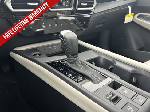 New 2026 Nissan Sentra SL w/ Floor Mat Package FWD image 23