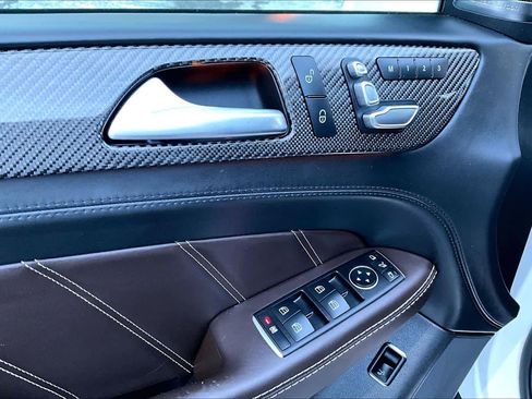 Used 2019 Mercedes-Benz GLE 63 AMG S image 30