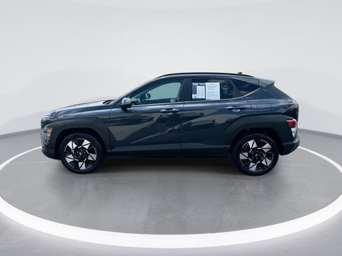 Used 2025 Hyundai Kona SEL FWD image 6