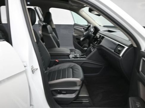 Used 2023 Volkswagen Atlas SEL Premium AWD/4WD image 30
