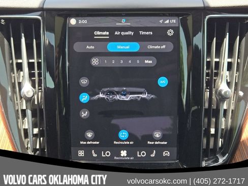 Certified 2024 Volvo XC60 B5 Plus AWD/4WD image 16