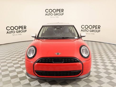 New 2025 MINI Cooper 2-Door Hardtop image 9
