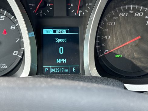 Used 2015 Chevrolet Equinox LT w/ Power Convenience Package FWD image 5