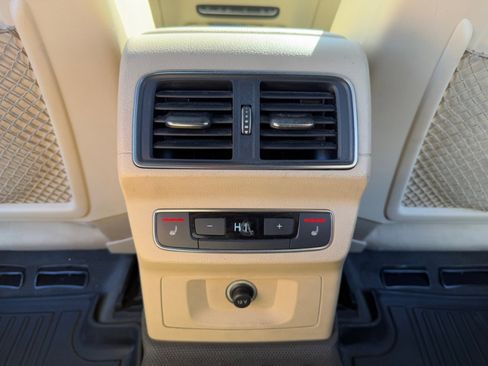 Used 2018 Audi Q5 2.0T Premium w/ Premium Plus Package image 32