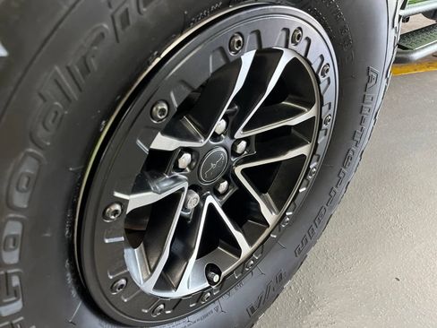 Used 2025 Jeep Wrangler Unlimited Sport AWD/4WD image 15