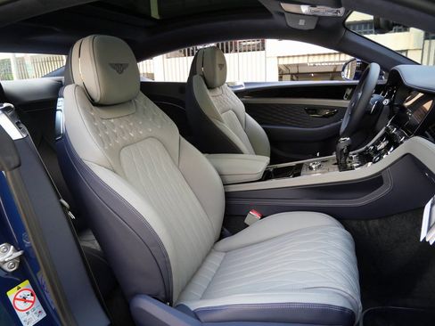 Used 2026 Bentley Continental GT AWD/4WD image 17