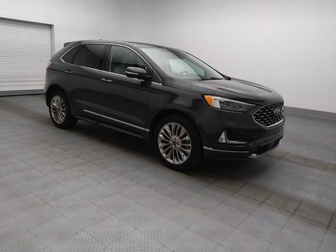 Used 2021 Ford Edge Titanium w/ Equipment Group 301A FWD image 11
