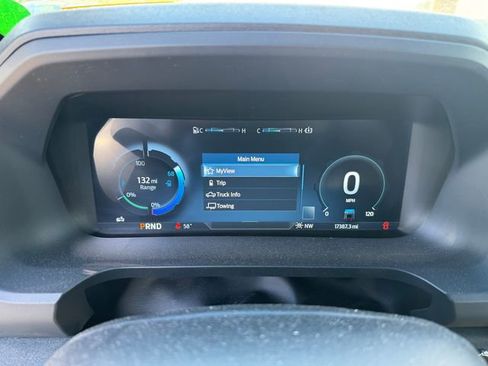 Used 2023 Ford F150 Lightning Lariat image 16