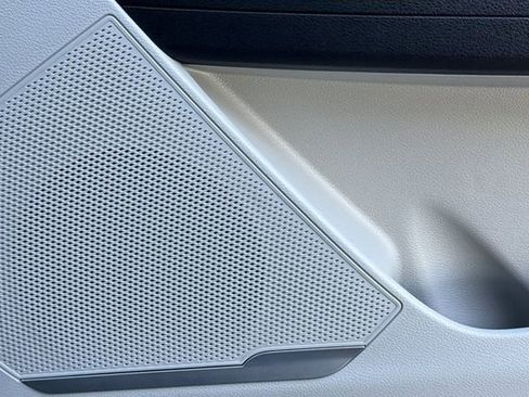 New 2026 Kia Sportage EX w/ EX Panoramic Sunroof Package image 22