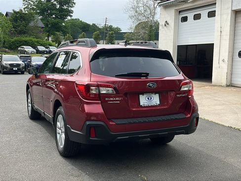 Used 2018 Subaru Outback 2.5i Premium AWD/4WD image 7